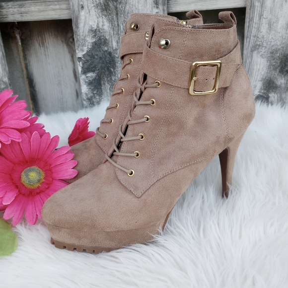 Guess Faux Suede Nude Luggy Buckle Platform Booties - Picture 1 of 15
